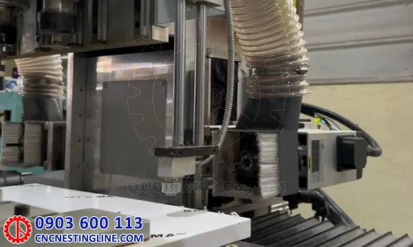 Cảm biến đo độ dày phôi máy khoan phay CNC bản lề ổ khóa | cncnestingline
