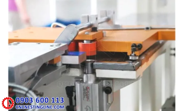 Cử canh chỉnh phôi máy khoan ván 6 mặt CNC | cncnestingline