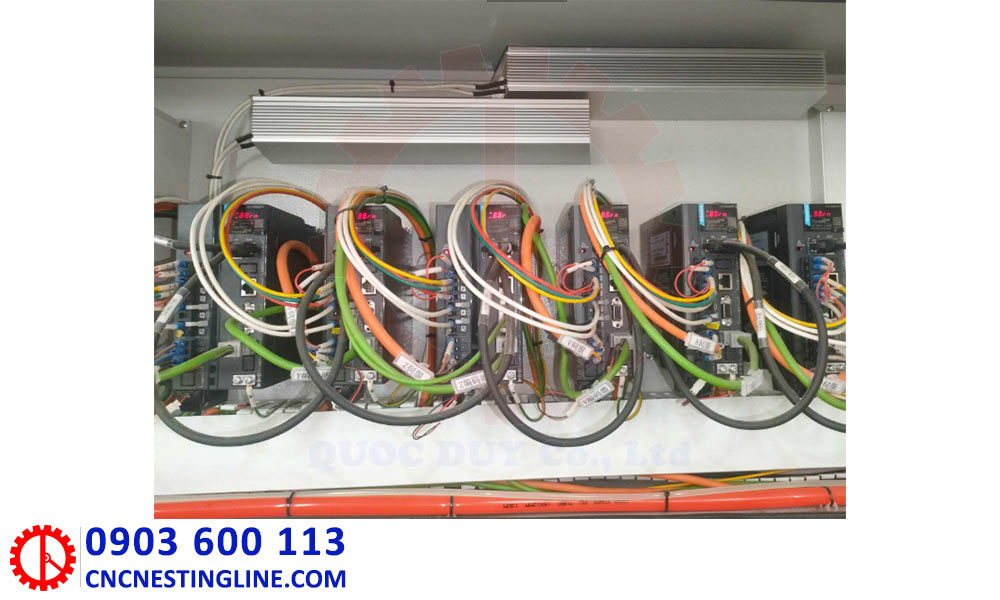 driver-servo-may-cnc-trung-tam-3d Driver servo máy CNC trung tâm 3D