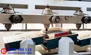 Máy CNC 3D 4 trục 16 dao bàn lớn kẹp phôi 360 độ