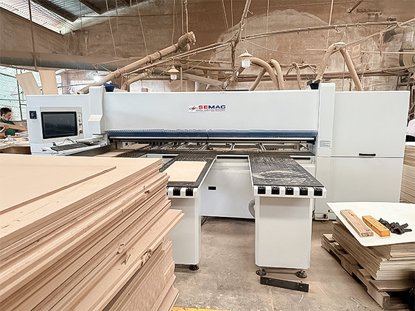 Máy cưa panel saw CNC tại Bình Dương