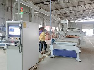 Máy CNC router 1 đầu bàn hút chân không - Bình Phước