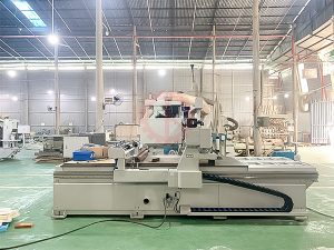 Máy CNC router phay cắt ván tại Bình Dương