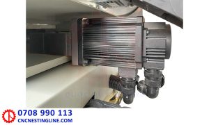 Động cơ servo trục Y máy phay tiện gỗ