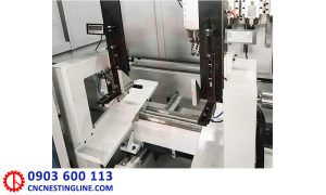 Hệ thống cấp phôi máy tiện chân ghế CNC | Quốc Duy