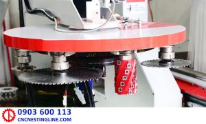 Khay dao máy CNC trung tâm 3D 5 trục | Quốc Duy