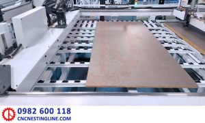 Bàn rulo đưa phôi máy cưa panel CNC | Quốc Duy