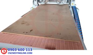 Bàn làm việc máy CNC 4 đầu cắt ván | Quốc Duy