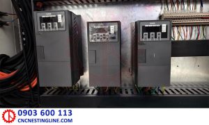 Biến tần máy CNC khoan bản lề cửa gỗ