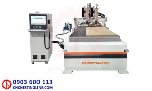 Máy CNC 2 trục làm việc đồng thời thay dao