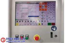 Màn hình điều khiển máy CNC 1 đầu 12 dao